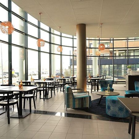 The Hague Teleport Hotel Экстерьер фото